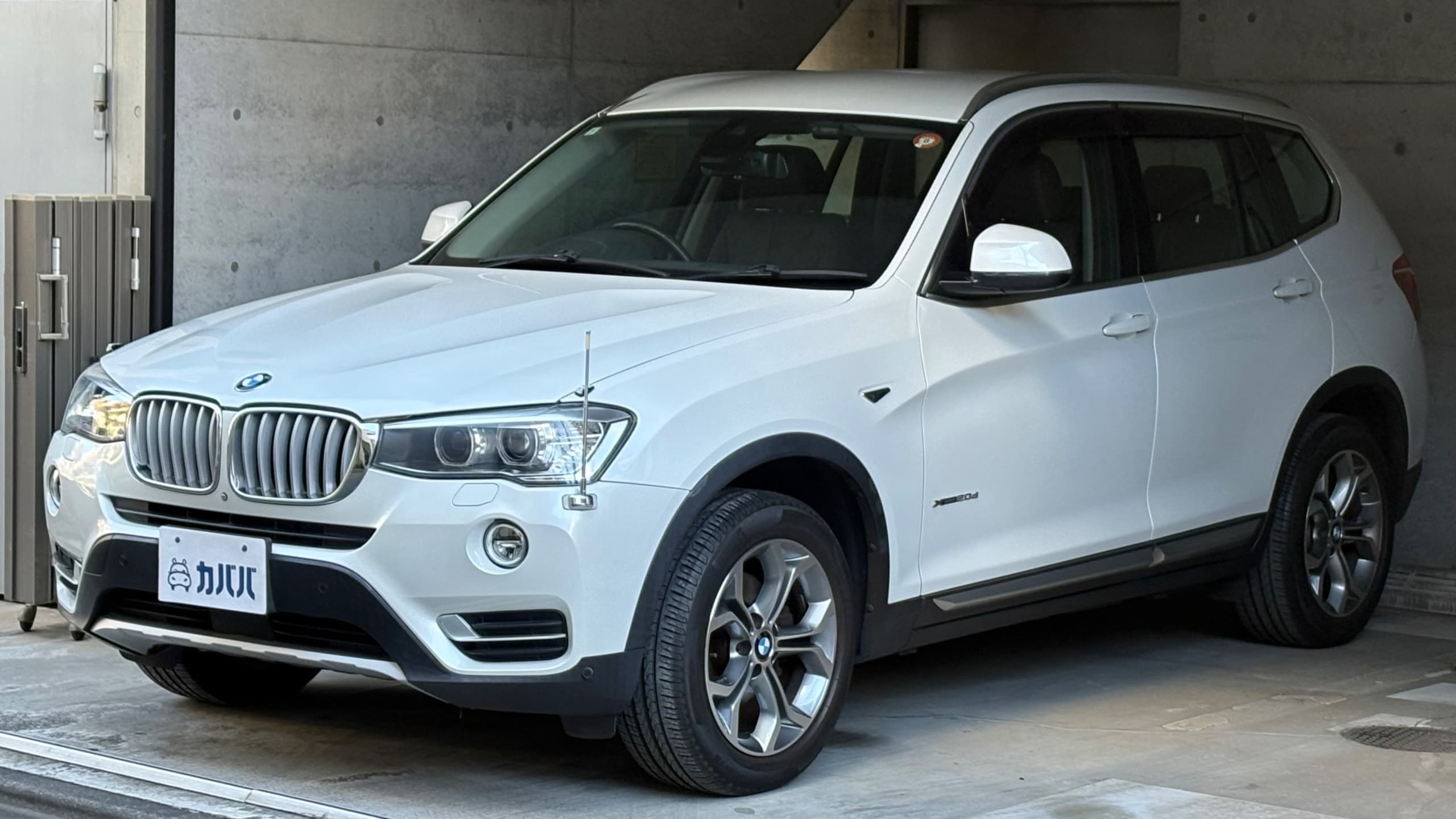 xDrive 20d Xライン